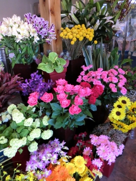 「ハナヤ花店」　（山形県新庄市）の花屋店舗写真2
